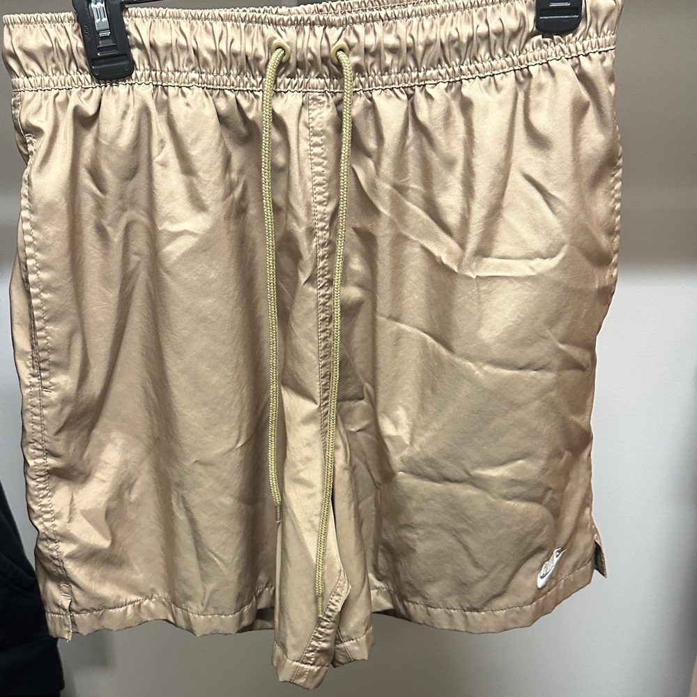 Nike Men's Athletic Shorts in Light Brown